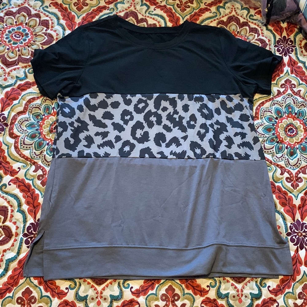 Grey and black cheetah print